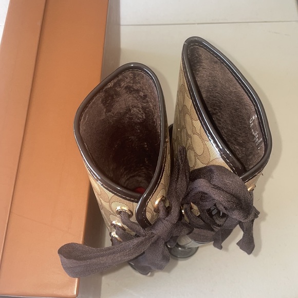 Coach Rainboots - Picture 5 of 8